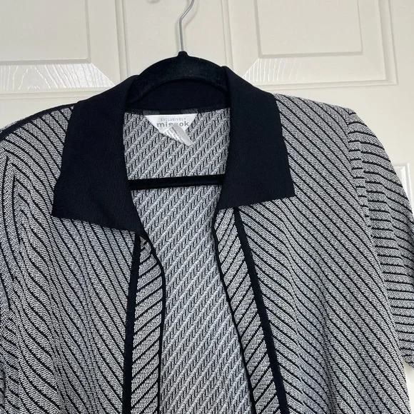 Exclusively Misook Black & White Open Front Short Sleeve Knit Cardigan M - Picture 7 of 11